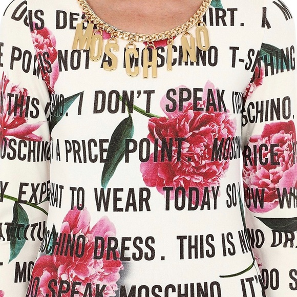 Moschino matching dress & mini bag white flower and logo embellished. Value 4000 - Picture 4 of 6